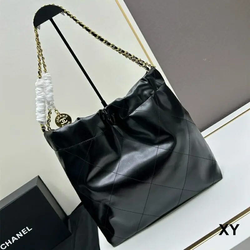 chanel sac a main  pour femme s_12606101